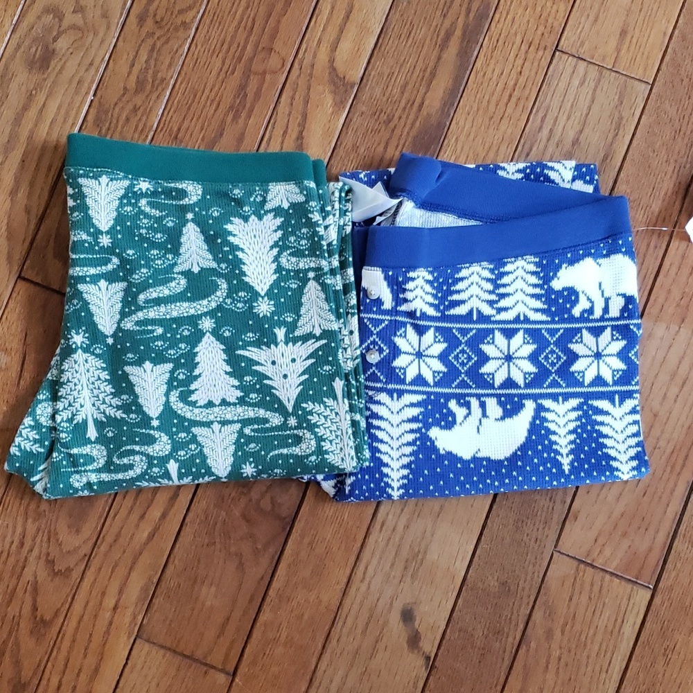 Two pairs of old navy thermal sleep pants size L. Never worn.